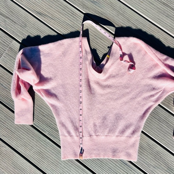 Maeve Blush V-Neck Cashmere Sweater - Picture 3 of 6